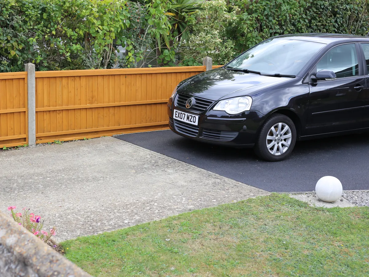Tarmac driveways